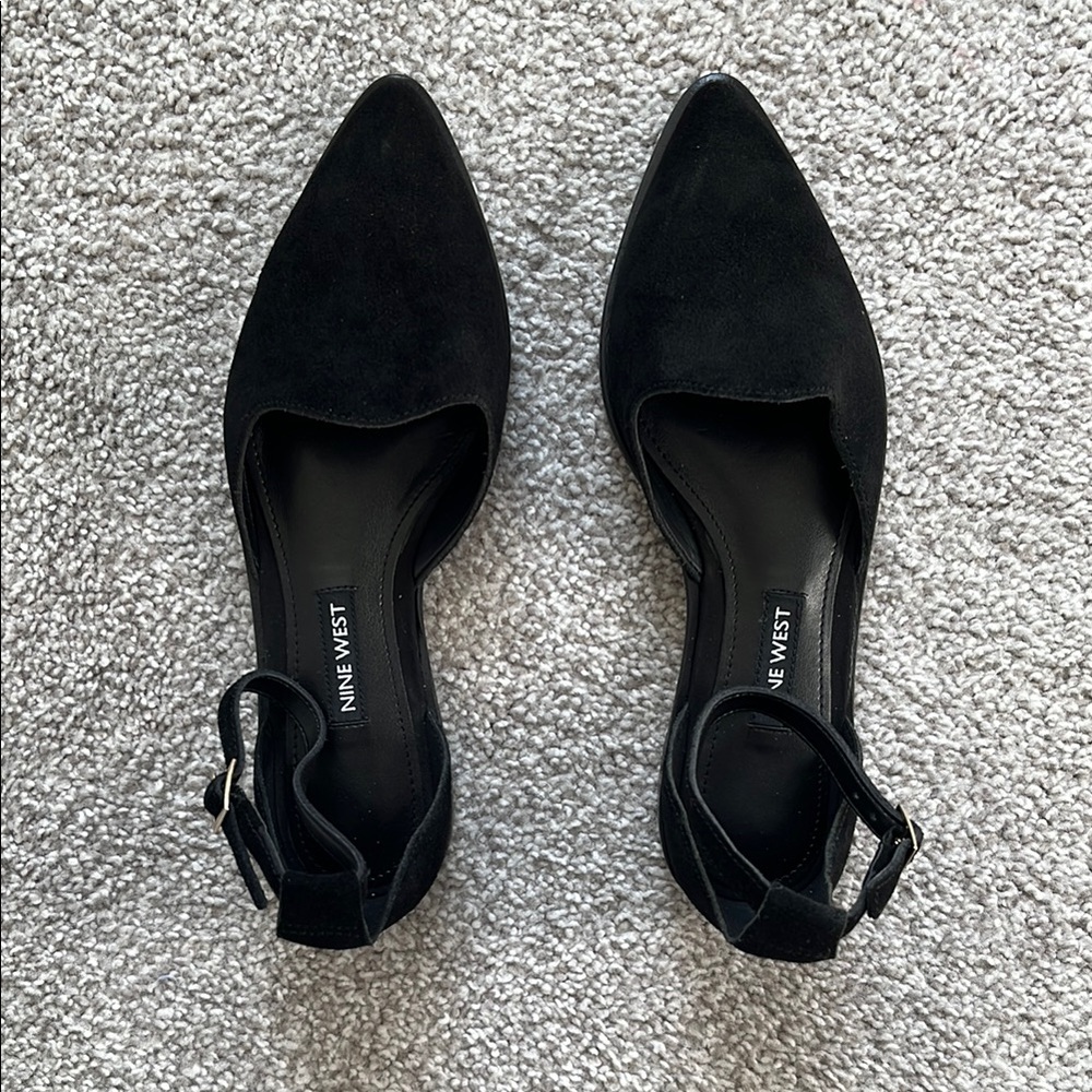 Nine West Black Pointed Toe Flats